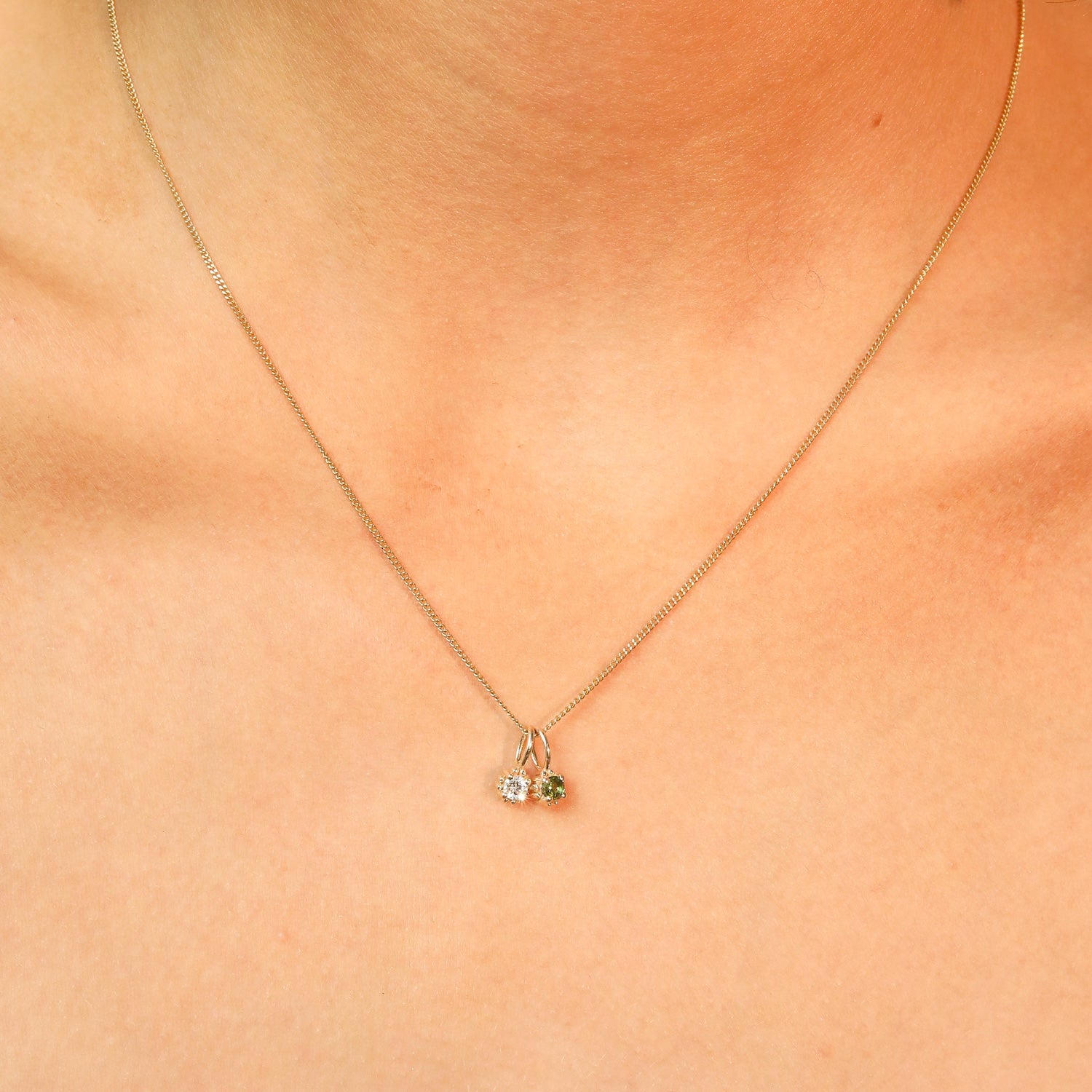 Ally Diamond pendant | 9K